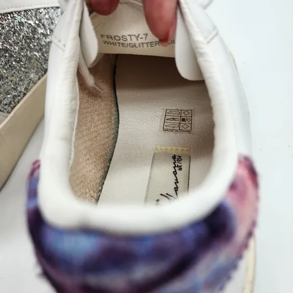 VINTAGE HAVANA White Frosty Glitter Calf‎ Hair-Trim Sneakers Size 7.5