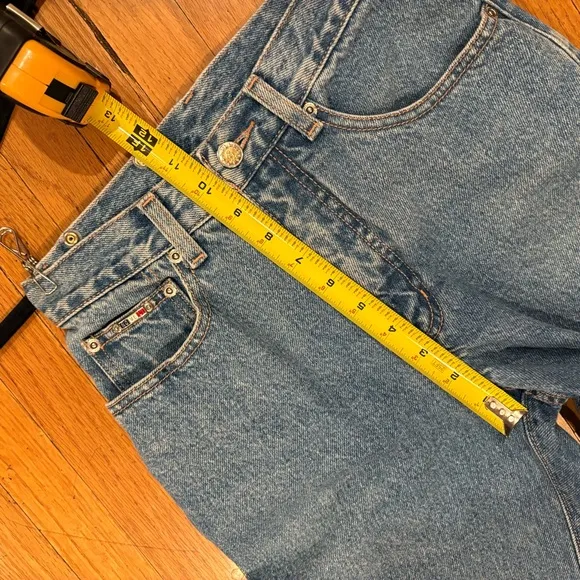 Vintage Noveli Jeans Metal Plaque Sailor Medallion Classic Retro Straight Leg