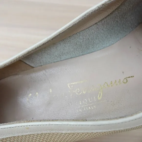 VINTAGE Salvatore Ferragamo Oxford Womens Shoes 8 AA Beige Loafers Narrow  ITALY