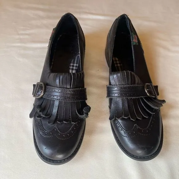 Vintage 90s Kiltie Fringe Loafer Black Leather Slip On Buckle Detail Women’s 10