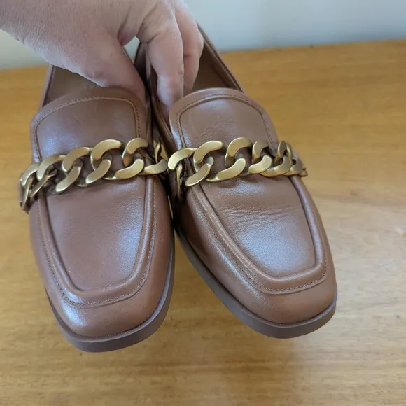 Vionic Mizelle Chunky Chain Leather Loafers