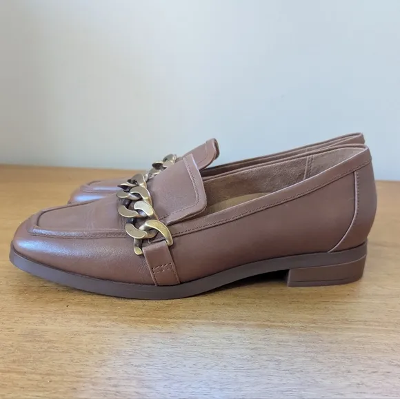 Vionic Mizelle Chunky Chain Leather Loafers