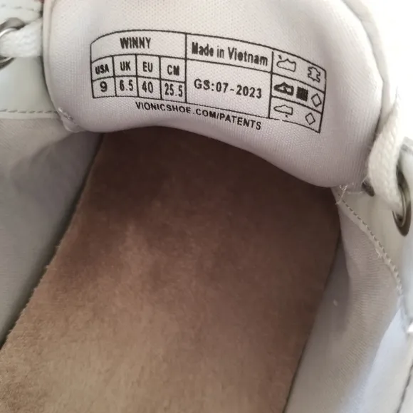Vionic Winny Gray Sneakers Size 9