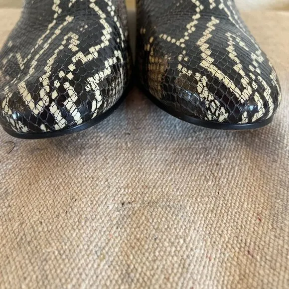 Vionic Woman's Animal Print Leather Willa Li Loafers Dress Shoes Sz 11