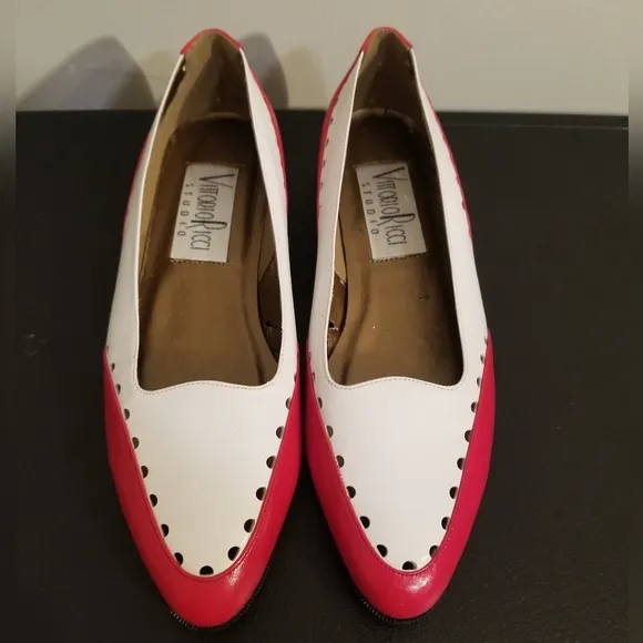 VITTORIO RICCI VINTAGE FLATS RED WHITE LEATHER CUT OUT 80S LOW HEELS COMFY RETRO