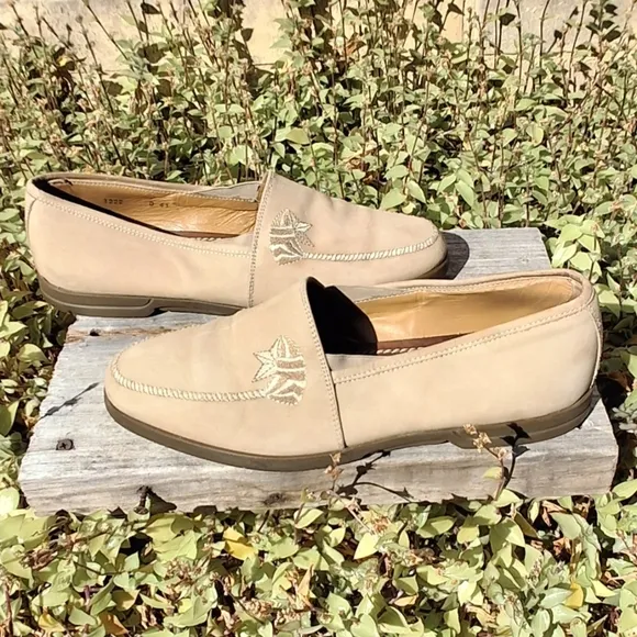 Vittorio Virgili Men Embroidery Shoes Beige Suede Loafers Italy Size EU41/US 8