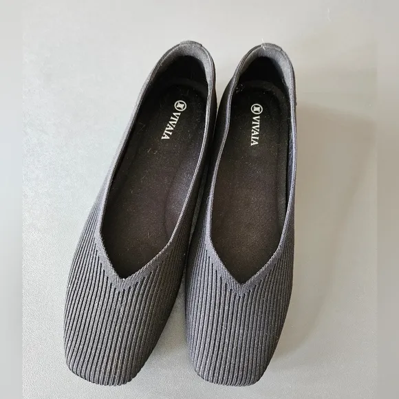 Vivaia Margo 2.0 square toe v cut ballet flats black sz EU 41/US 9.5