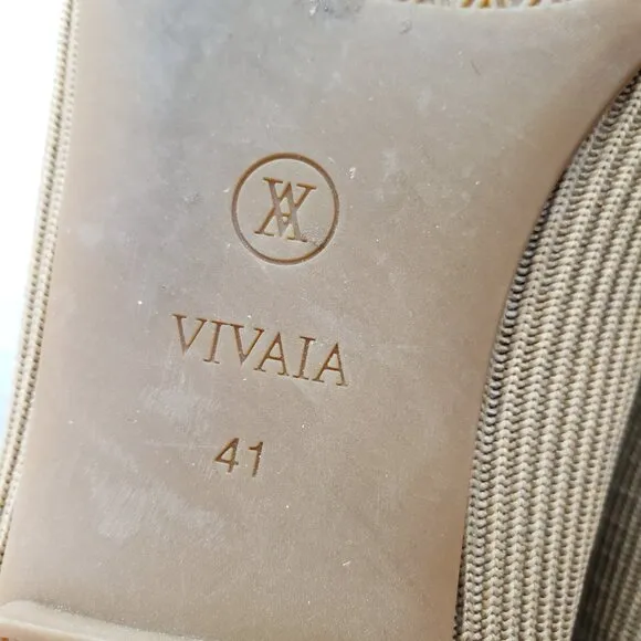 VIVAIA Square-Toe V-Cut Flats (Margot 2.0) in Bronze size 41 US 9.5 Classic Boho