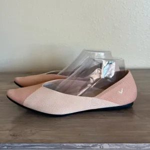 Vivaia Valencia Pointed Toe V-Cut Flats Wheat Nature Two Tone Size EU-40 / US-9