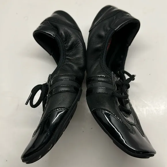 VTG Prada Black Patent Leather Loafers
