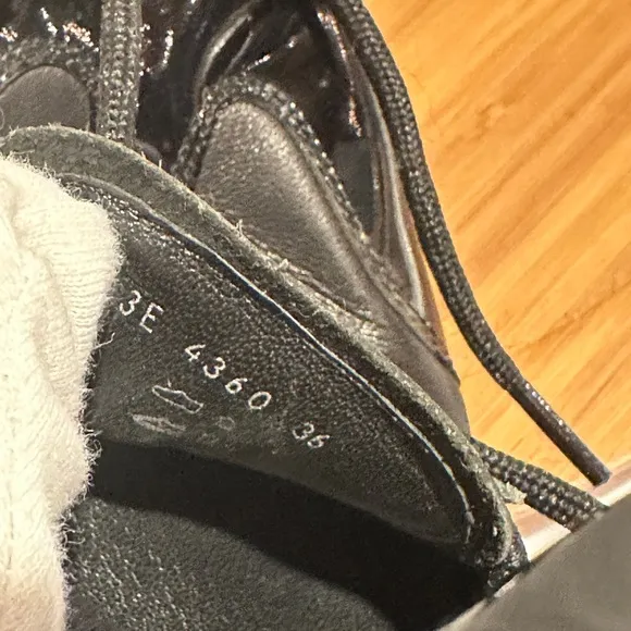 VTG Prada Black Patent Leather Loafers