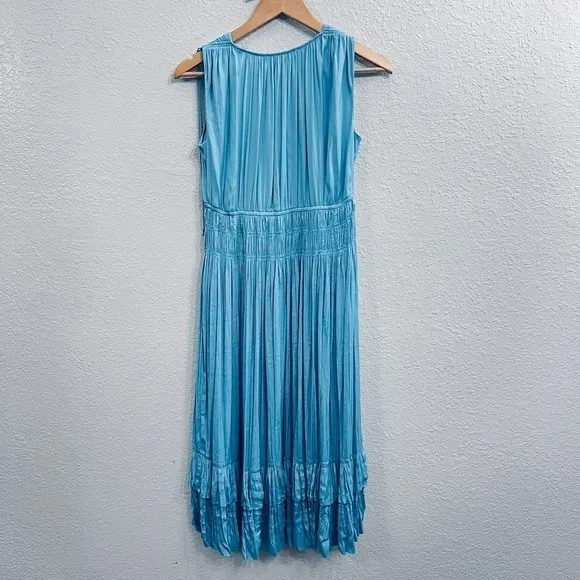 WHITE HOUSE BLACK MARKET TEAL BLUE SLEEVELESS PLEATED V NECK MIDI DRESS Size XS