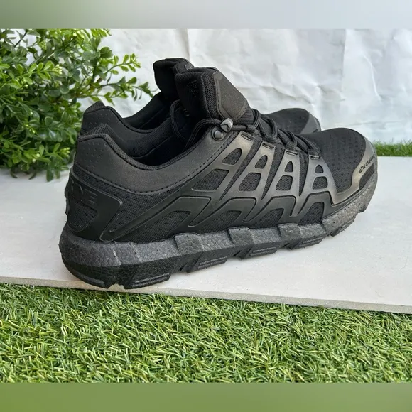 Wolverine MEN REV VENT ULTRASPRINGTDURASHOCKS CARBONMAX shoes Sz 10 gently used