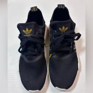 Women’s NMD R1 Sneakers Size 9.5
