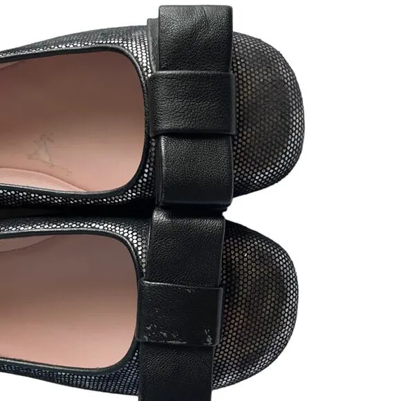 Women's Size 5M Taryn Rose Black/Silver Metallic Bow Slip On Ballet Flats