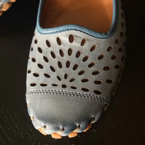 Women's VOLKS WALKERS Flats, Blue, Size 39