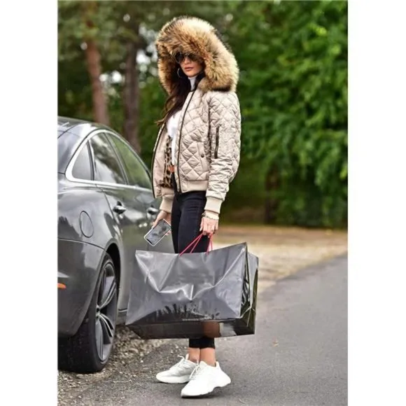 Women's Winter Thicken Coat Short Down Jacket Quilted Parka with Fur Hood