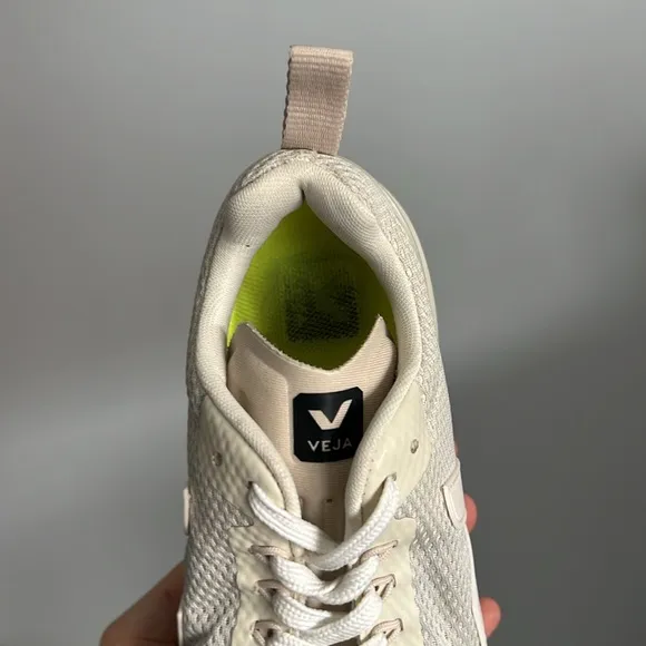 Worn once Veja Candor 2 Alveomesh Natural Cream lime green orange sneakers 7.5