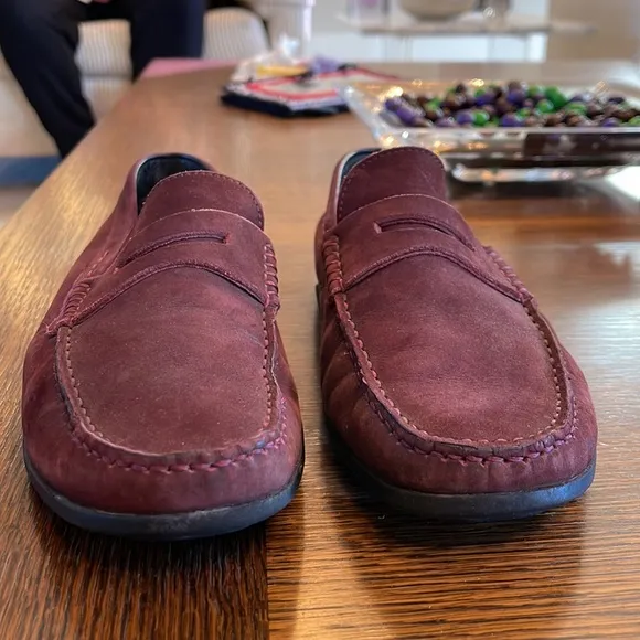 💕x2HP💕Donald J. Pliner Igor men’s burgundy suede loafers