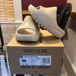 Yezzy slides 8K (BONE COLOR)