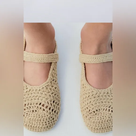 Zara Crochet Ballet Flat